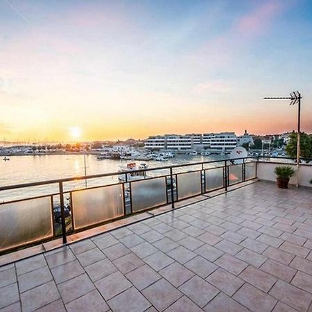 Amazing Seaview Apartment With A Balcony Near The Beach - Kneza Trpimira I Zadar Zewnętrze zdjęcie