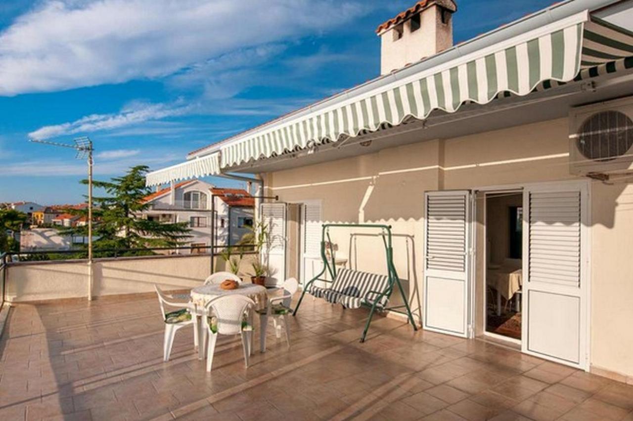 Amazing Seaview Apartment With A Balcony Near The Beach - Kneza Trpimira I Zadar Zewnętrze zdjęcie