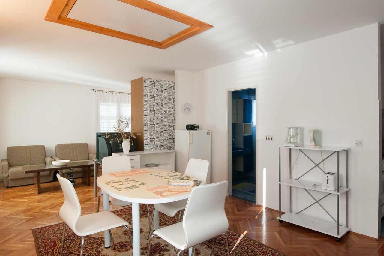 Amazing Seaview Apartment With A Balcony Near The Beach - Kneza Trpimira I Zadar Zewnętrze zdjęcie
