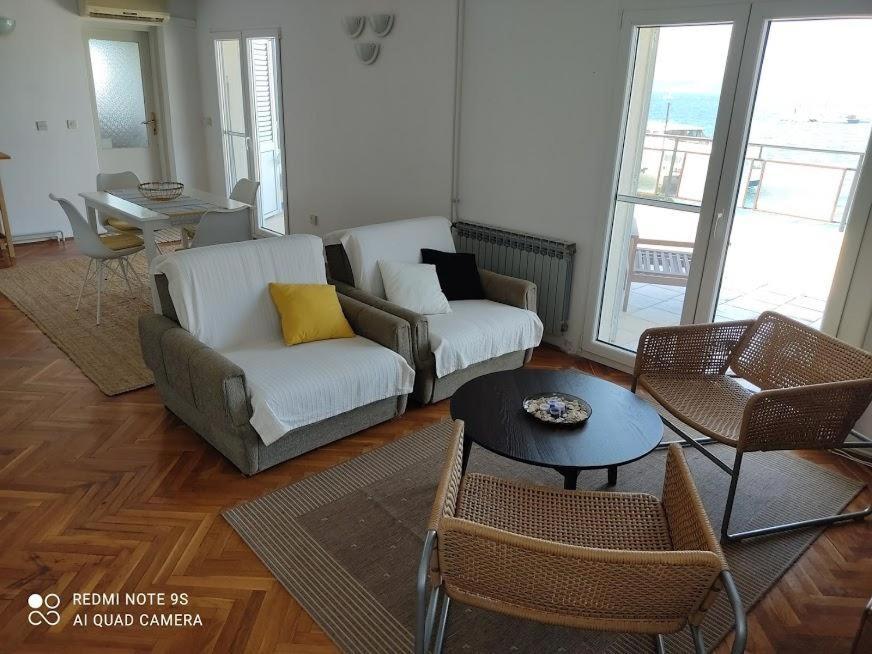 Amazing Seaview Apartment With A Balcony Near The Beach - Kneza Trpimira I Zadar Zewnętrze zdjęcie
